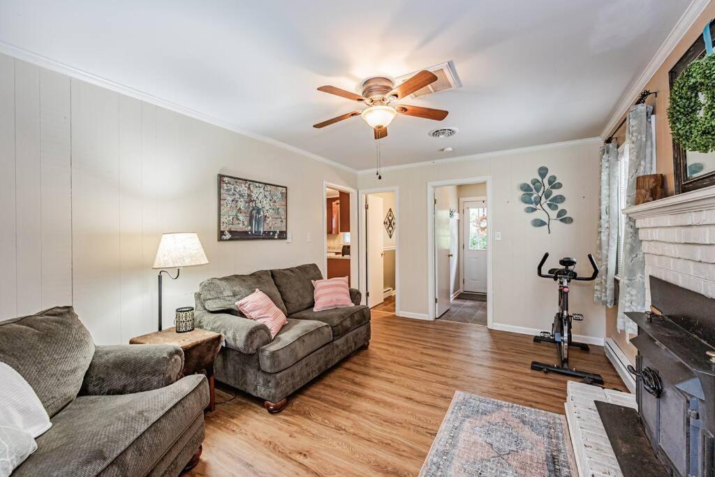 Kelly'S Comfortable Quinton Home Exterior foto